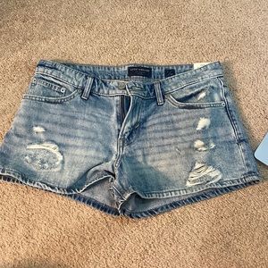 Lucky Brand The Cut Off